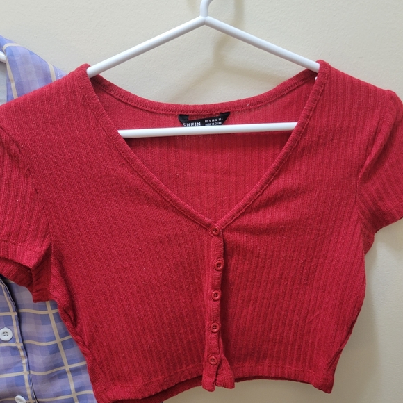 SHEIN BUNDLE! Button Down Crop Tops - Picture 13 of 16